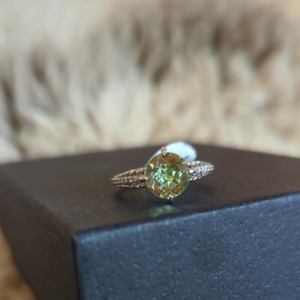 Light Green Crystal+ Silver Ring - image 2